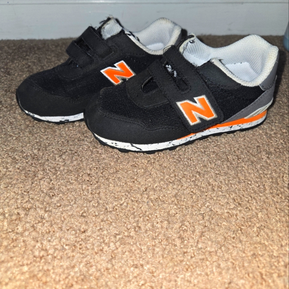 Toddler shoes